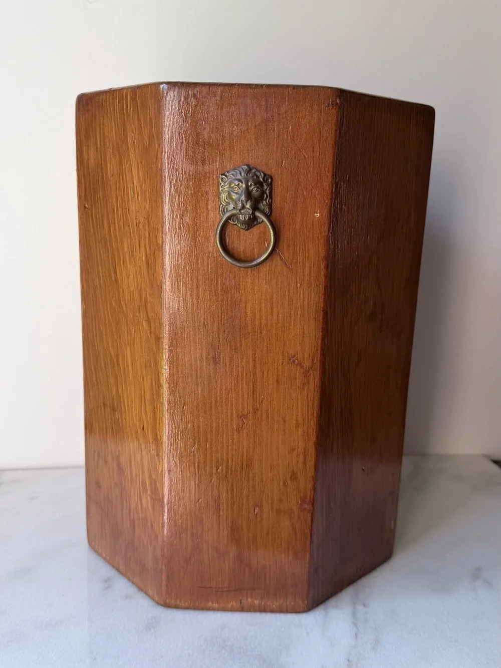 VTG /MC Wood Octagon Shape Trash Can Waste Bin With Lions Heads Unique Storage